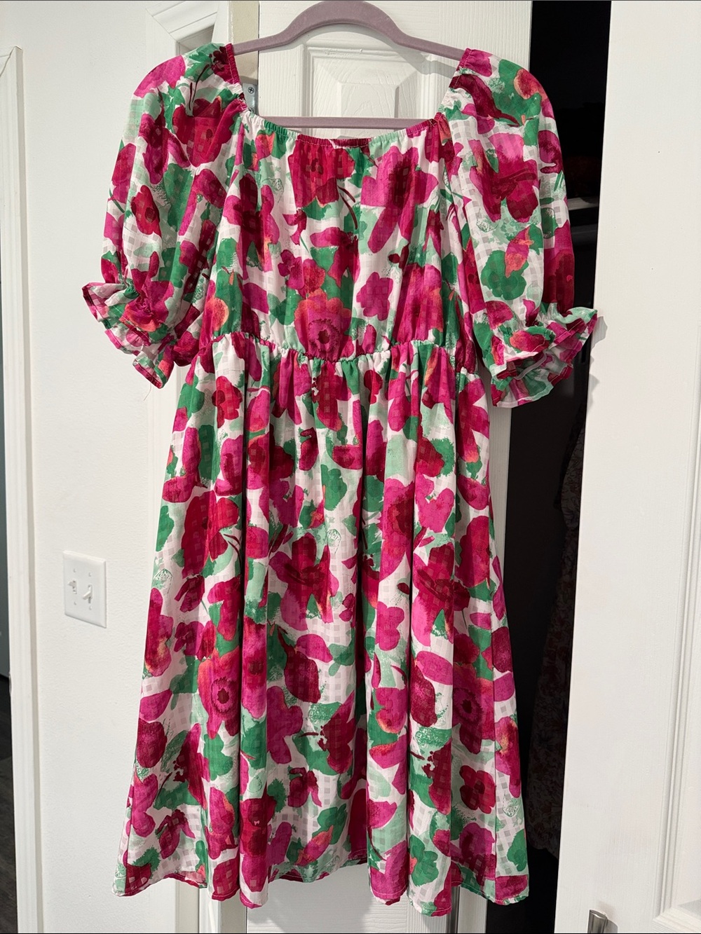 Pink Floral Puff-Sleeve Dress
